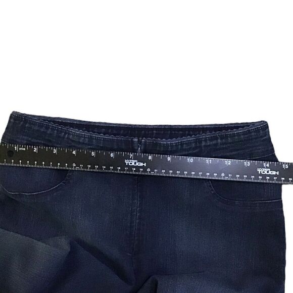 Mesmerize Women’s Dark Blue Slim Jeans Size 8 Zipper Front - Picture 4 of 6